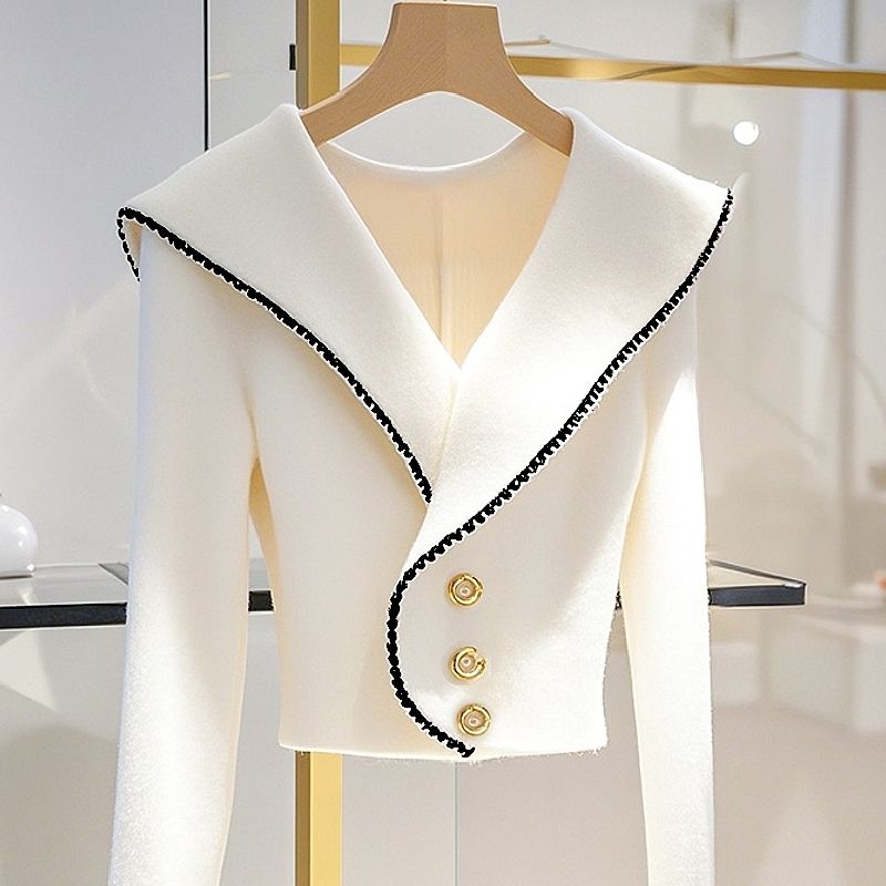 Winter Clothing Trends For Women - Luxury High-end White Knitted Cardigan Lapel
