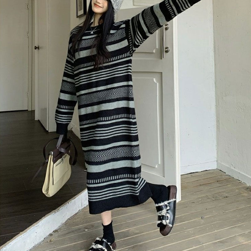 Vintage Striped Knitted Long D - огляд і ціна Winter Clothing H&M