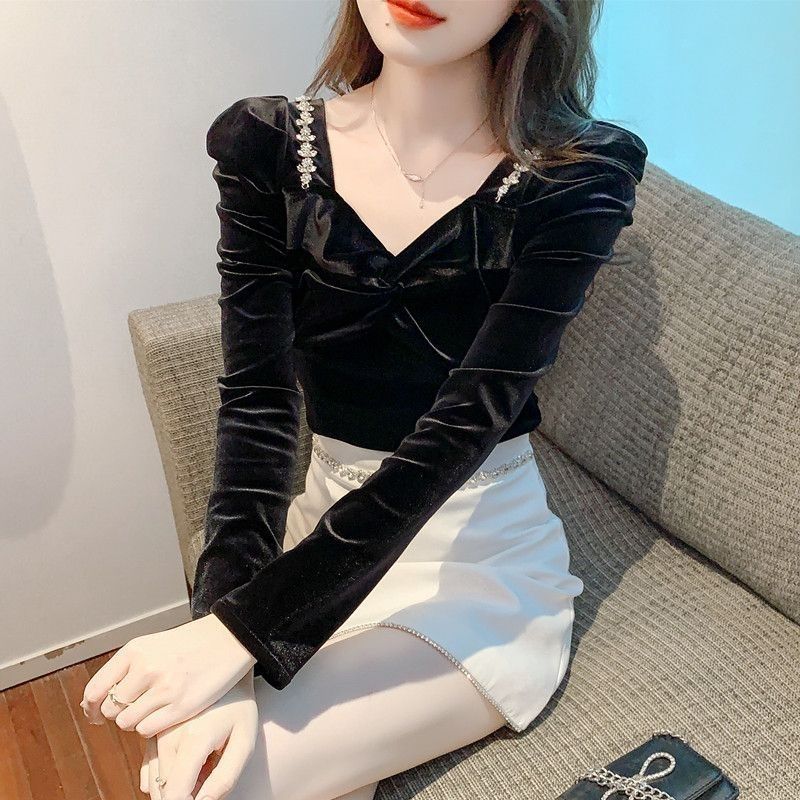 Slim Fit Velvet Women's Shirt  - огляд і ціна Winter Clothing Trends For Women